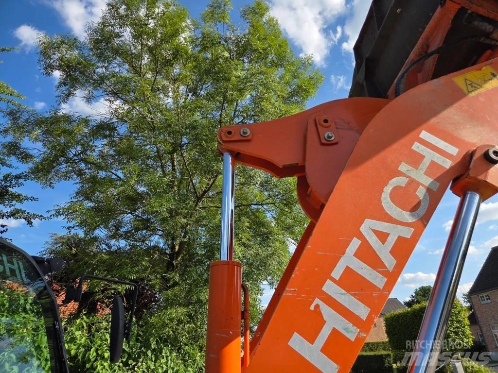Hitachi ZW 75 Rataslaadurid