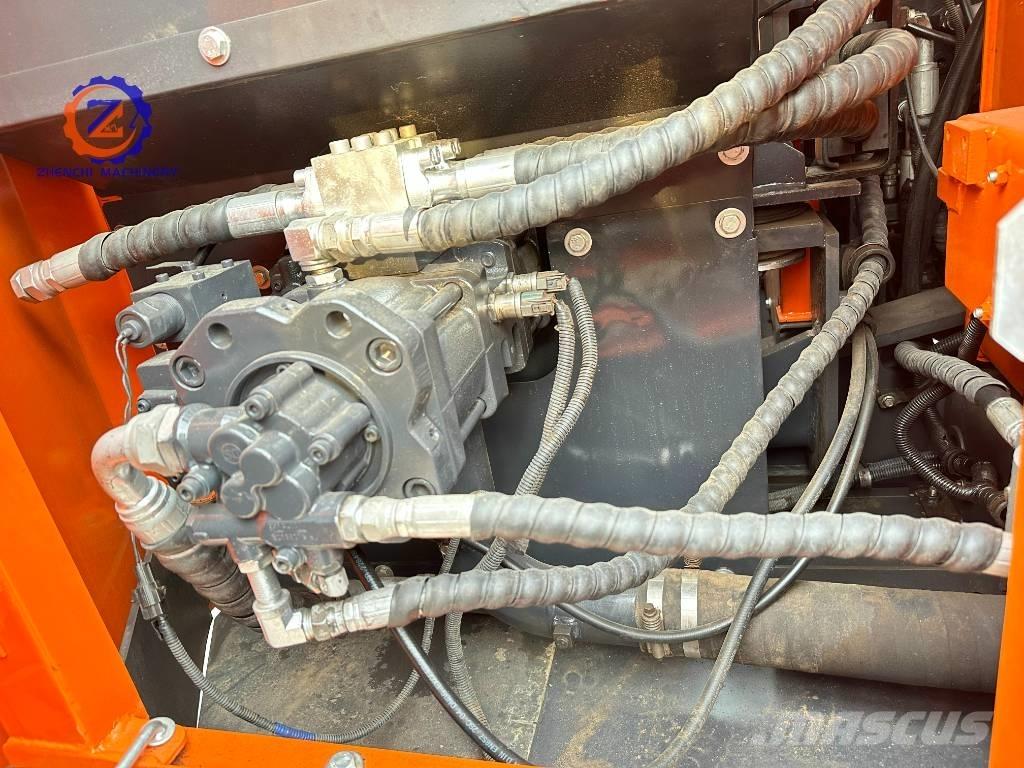 Doosan DX 150 Väikeekskavaatorid 7t-12t