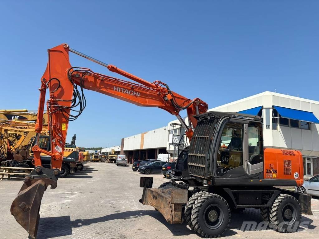 Hitachi ZX 170 W-3 Ratasekskavaatorid