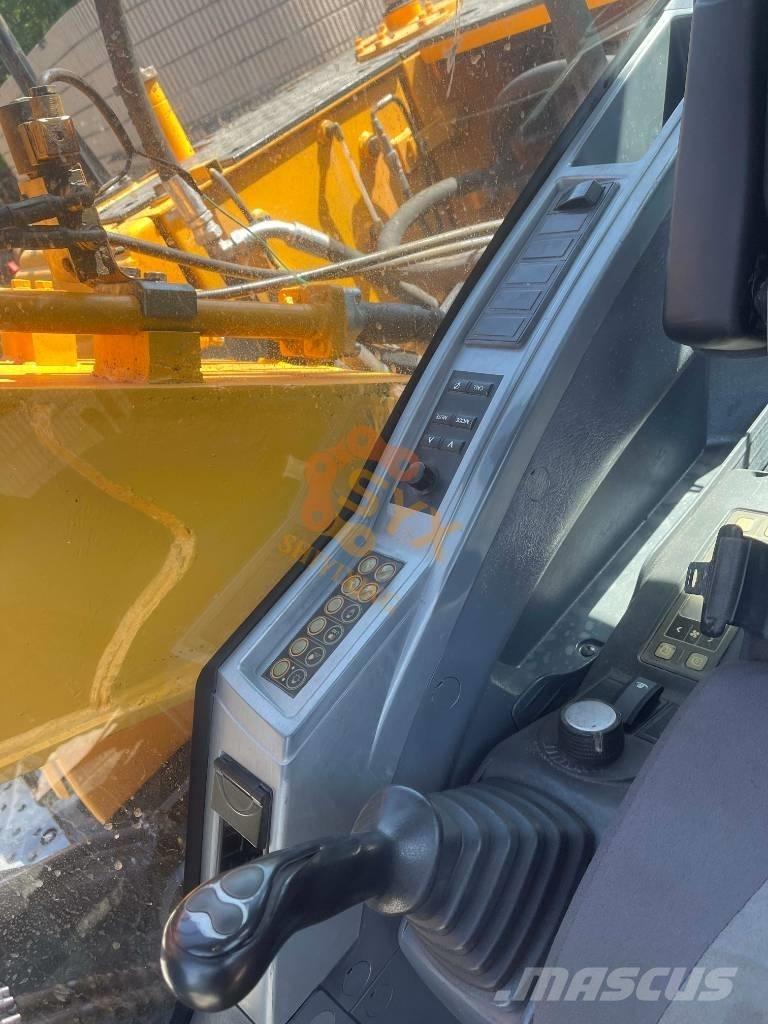 Hyundai 210W-9 Ratasekskavaatorid