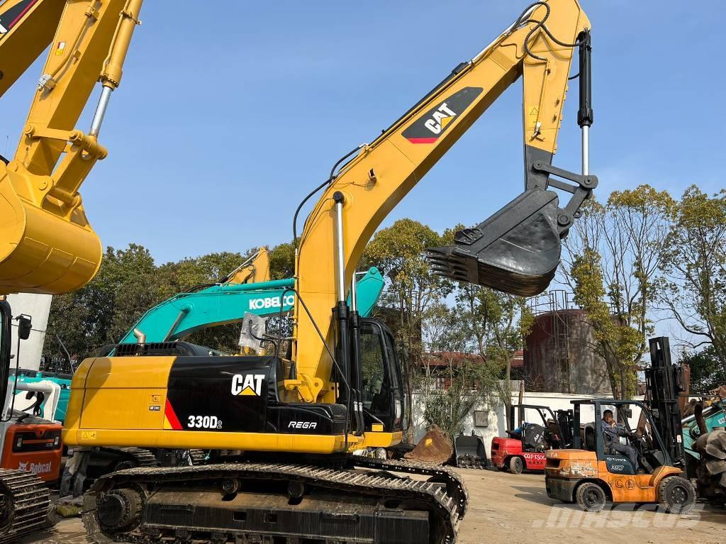 CAT 330 D Roomikekskavaatorid