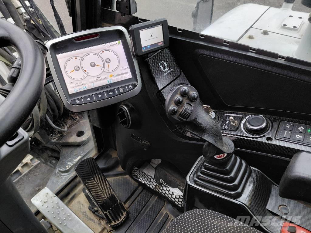 Bobcat E 57 W Ratasekskavaatorid