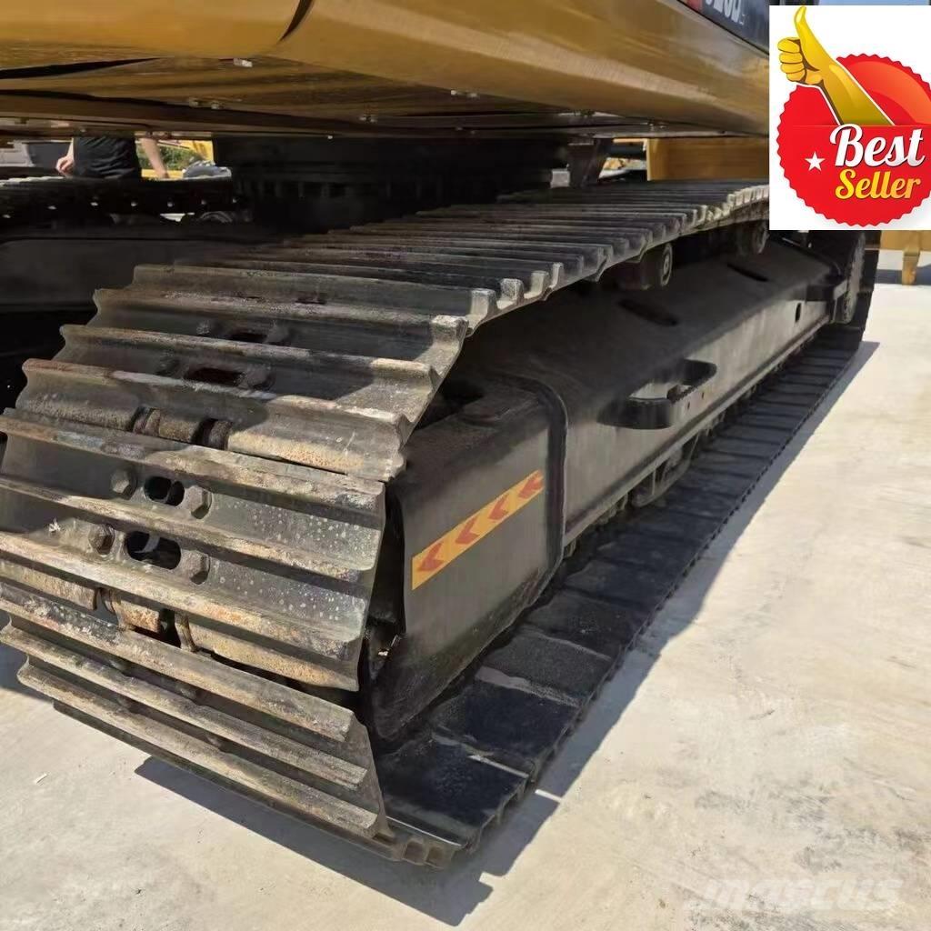 CAT 323 D L Roomikekskavaatorid