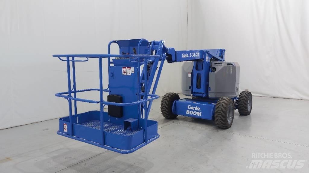 Genie Z 34/22 IC Iseliikuvad poomtõstukid