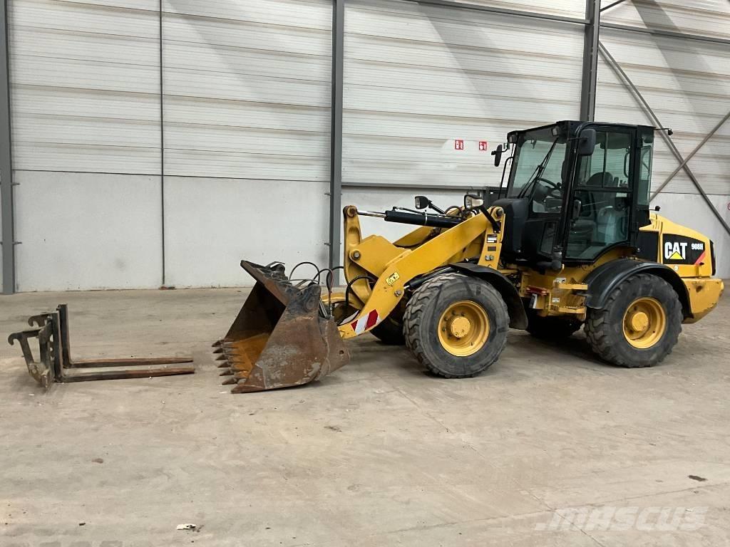 CAT 908 H Rataslaadurid