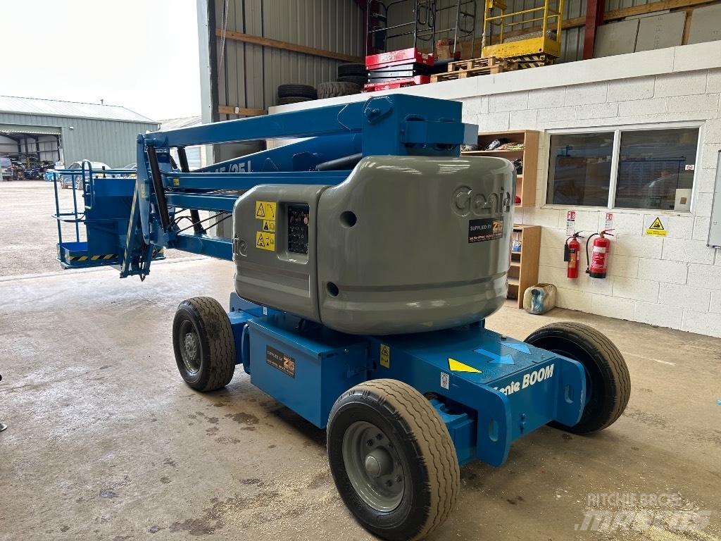 Genie Z45/35J DC Iseliikuvad poomtõstukid