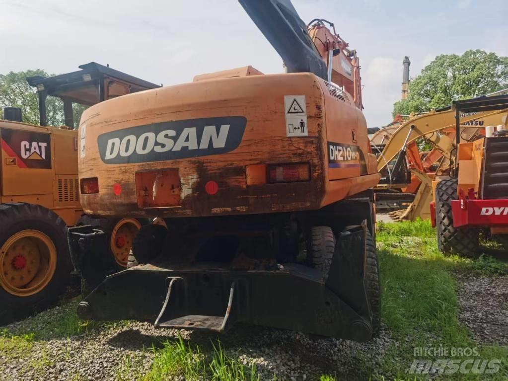Doosan DH 210 W Ratasekskavaatorid