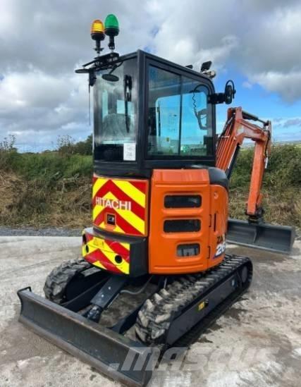 Hitachi Zaxis 26 U Miniekskavaatorid < 7 t