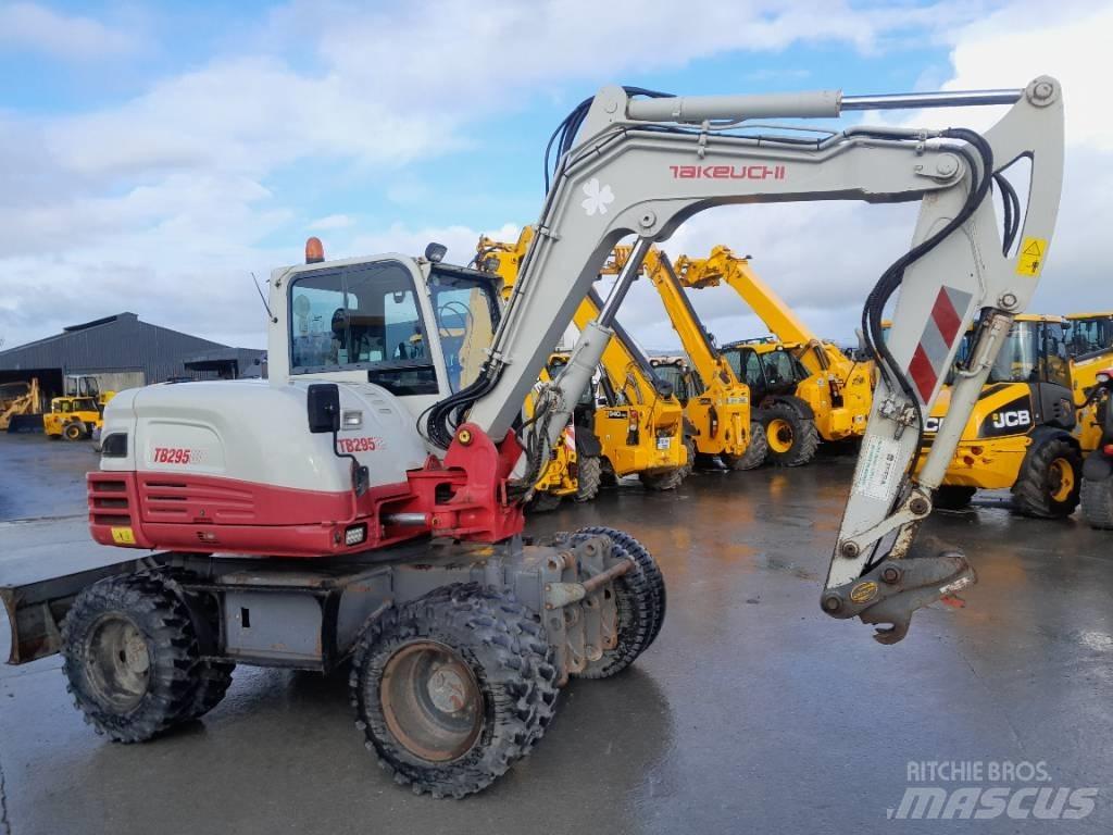 Takeuchi TB 295 W Ratasekskavaatorid