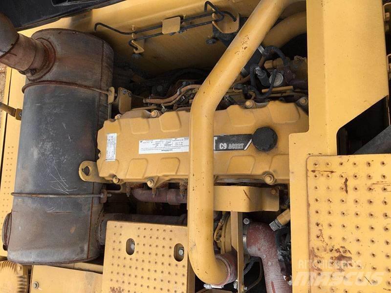 CAT 340 D L Roomikekskavaatorid