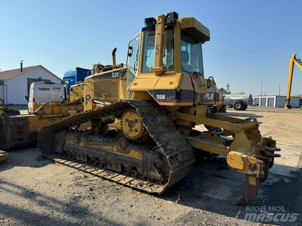 CAT D 6 N LGP Buldooserid