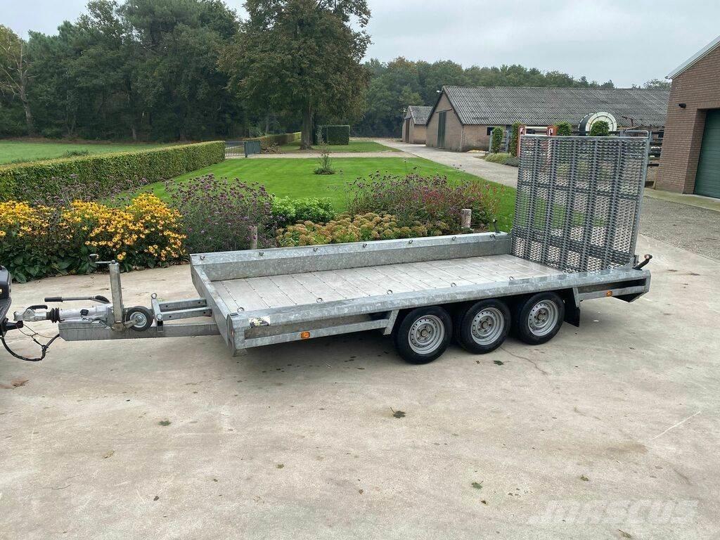 Hulco terrax 3 Autotreilerid