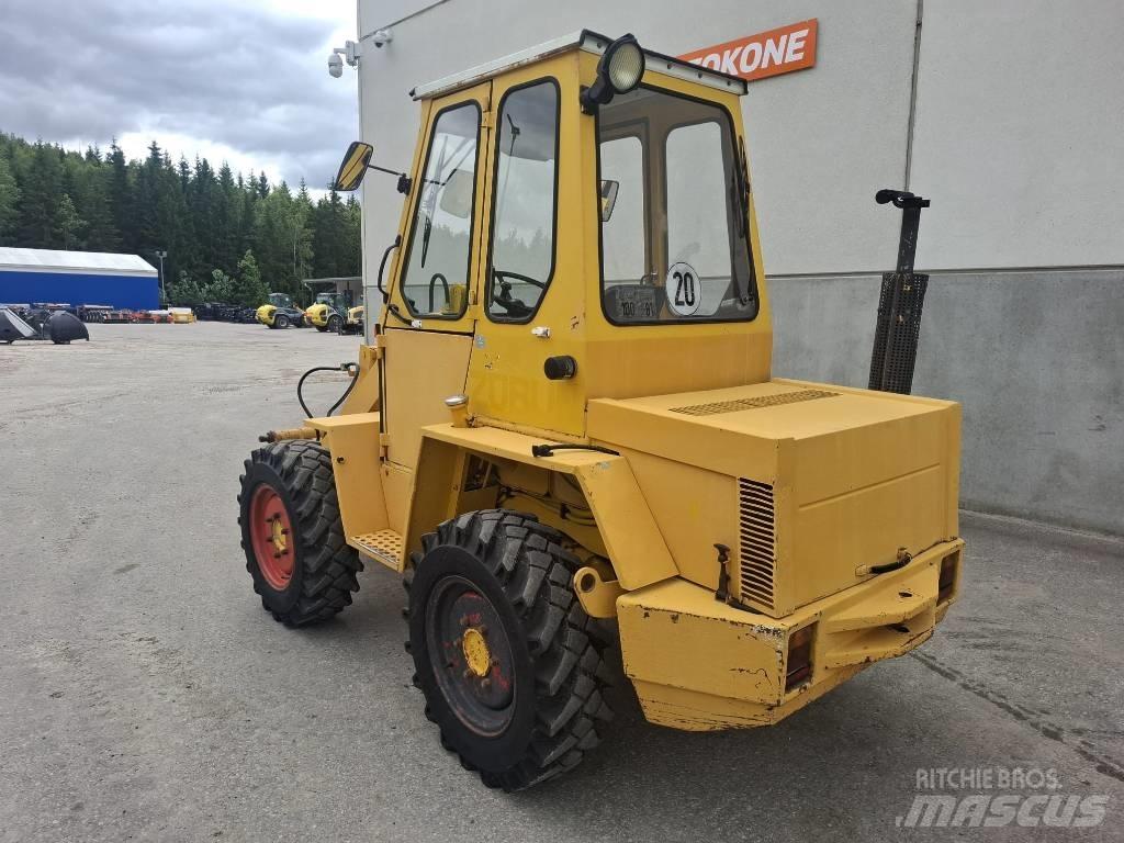 Kramer 212 Rataslaadurid