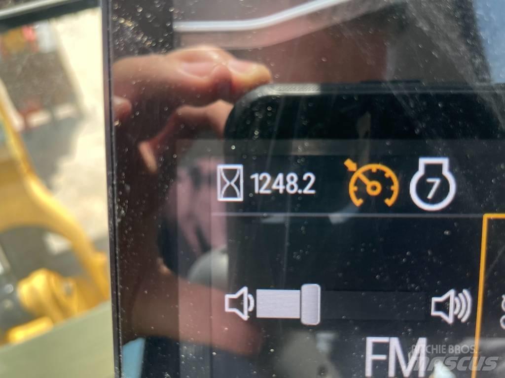 CAT 301.6-05 A Roomikekskavaatorid