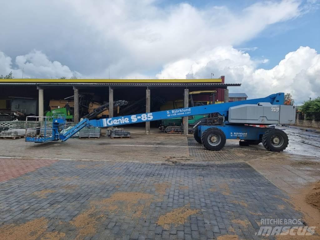 Genie S 85 4X4 Teleskoop poomtõstukid