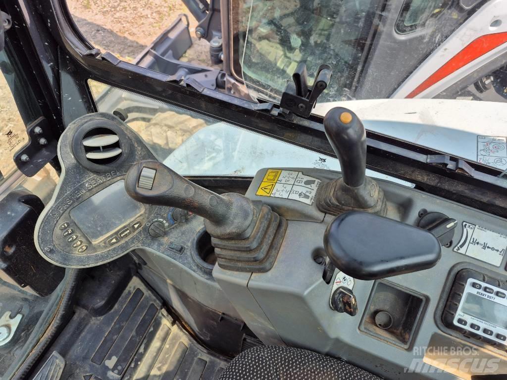 Bobcat E 32i Roomikekskavaatorid