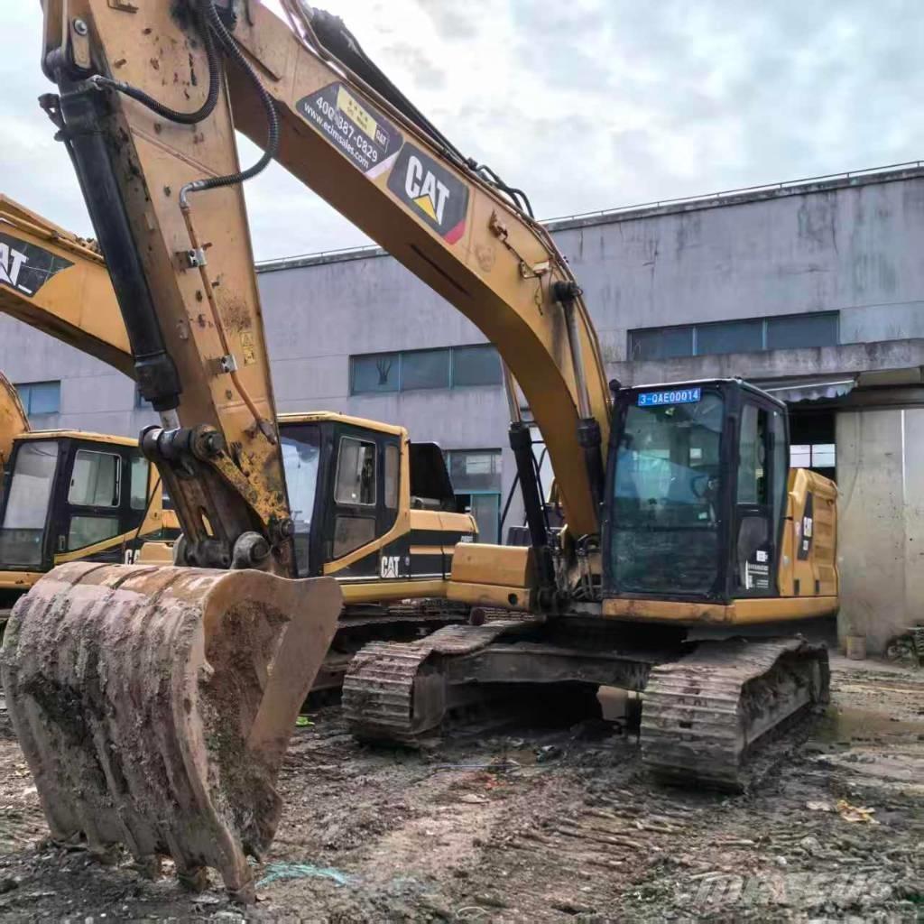 CAT 320 Väikeekskavaatorid 7t-12t