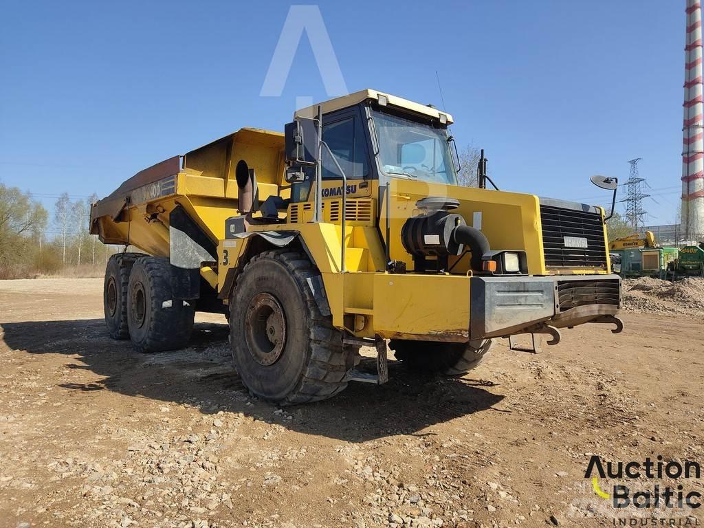 Komatsu HM400 Liigendraamiga pinnaseveokid