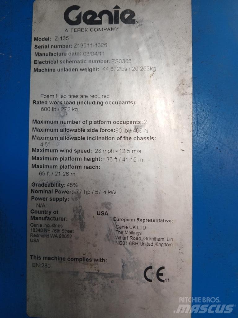 Genie Z 135/70 Iseliikuvad poomtõstukid