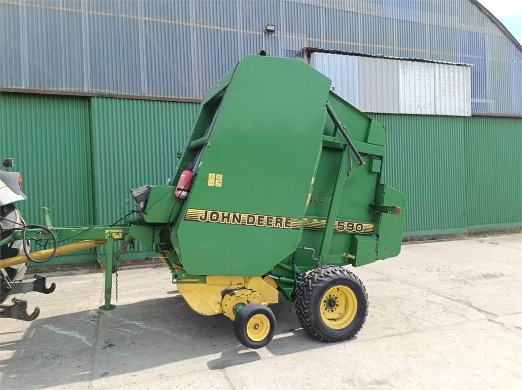 John Deere 590 Ruloonpressid