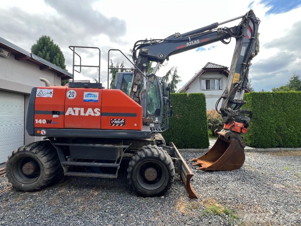 Atlas 140 W Ratasekskavaatorid
