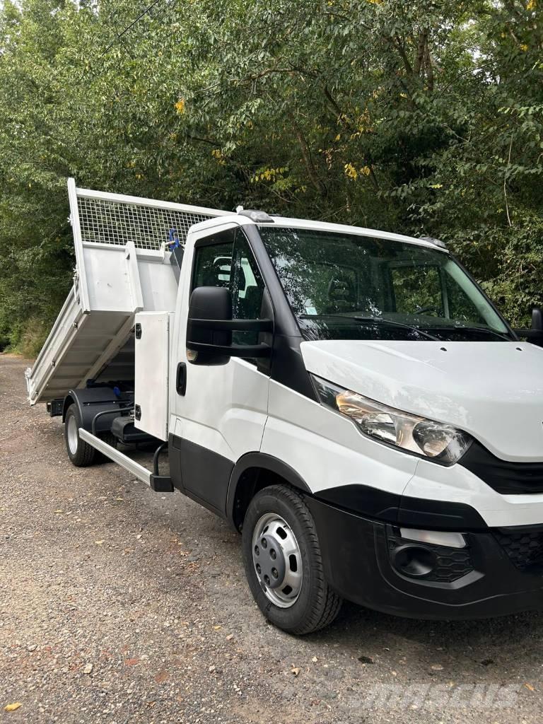 Iveco Daily 35C16 Furgooniga kaubikud