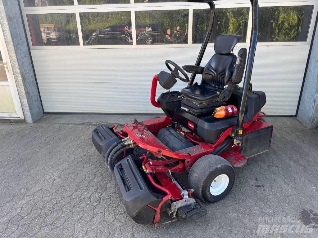 Toro 3250D Greeni niidukid