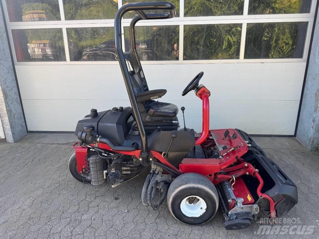 Toro 3250D Greeni niidukid