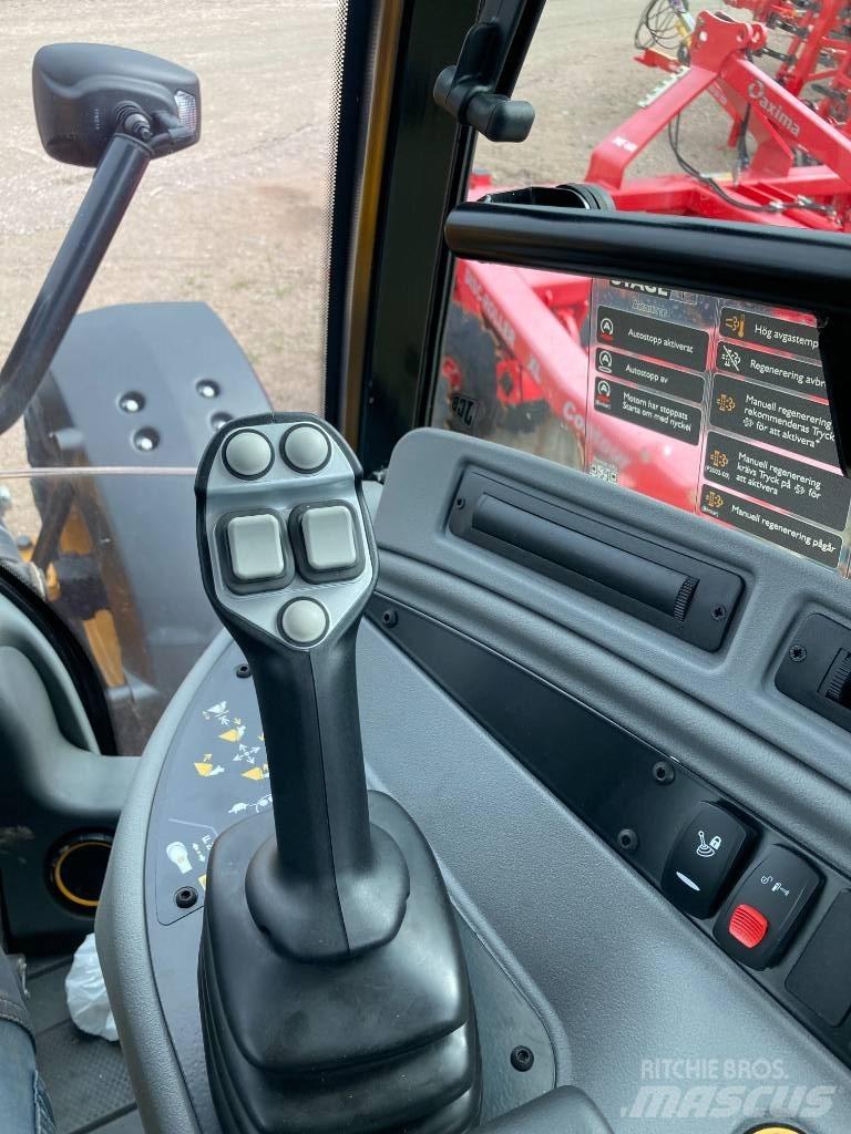 JCB 409 Rataslaadurid
