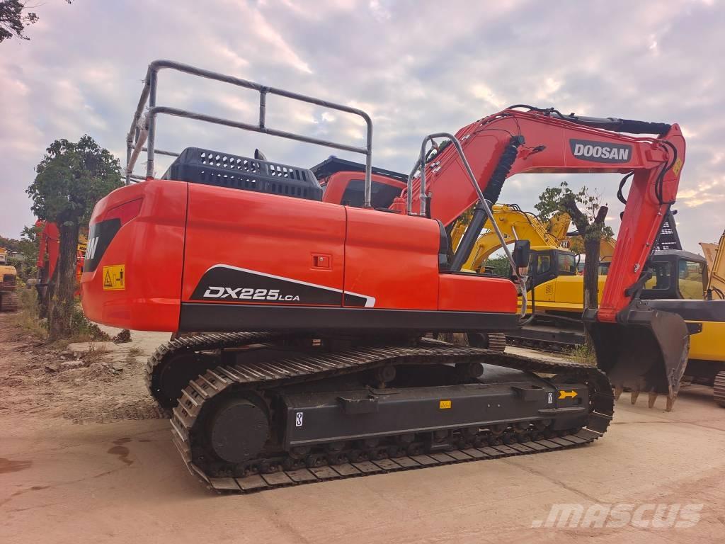 Doosan DX 225 LC -9C Rataslaadurid