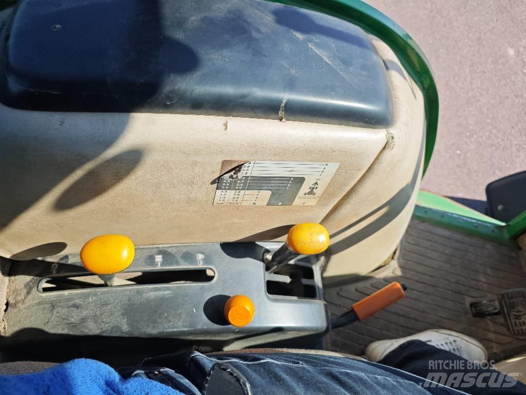 John Deere 4520 Kompakttraktorid