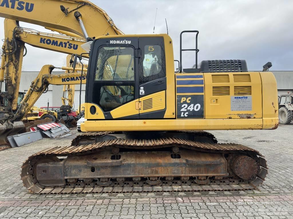 Komatsu PC 240 LC-11 Roomikekskavaatorid