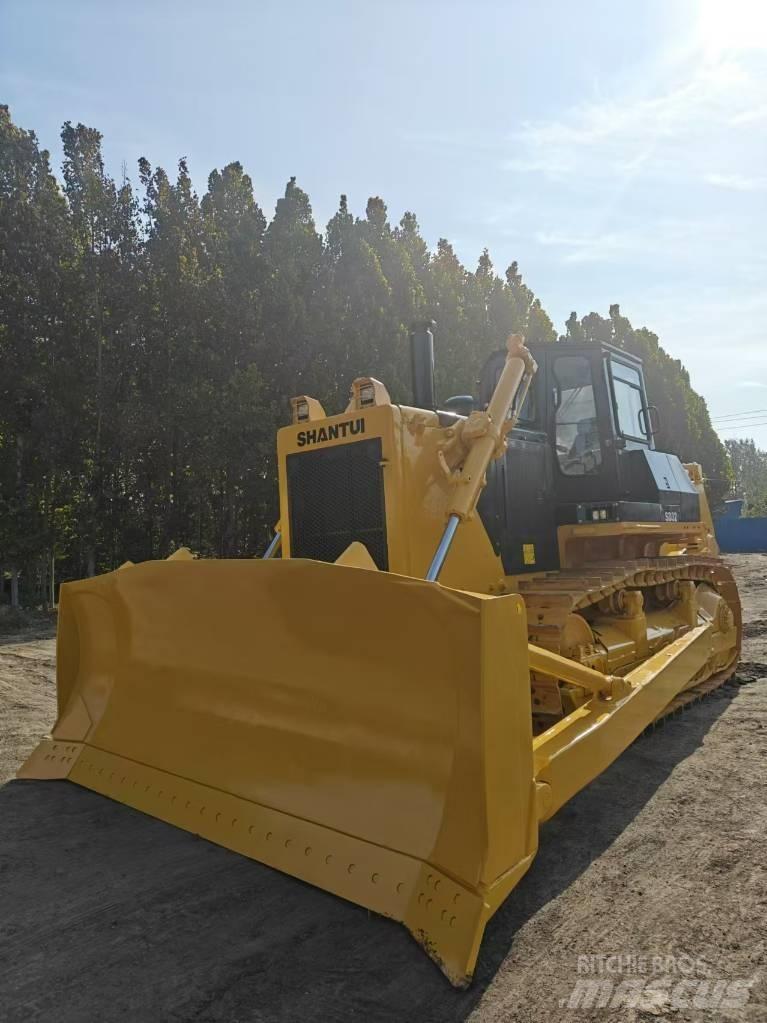 Shantui SD 32 Buldooserid