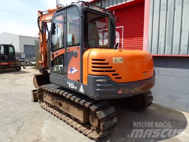 Doosan Solar 75 V Väikeekskavaatorid 7t-12t