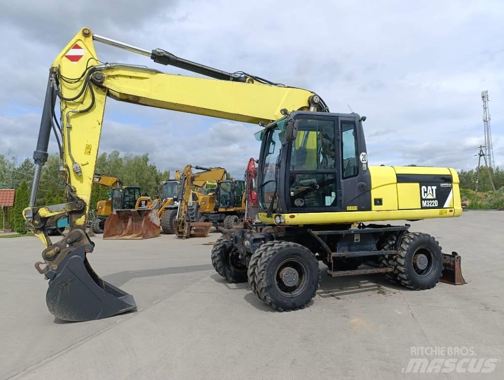 CAT M 322 D Ratasekskavaatorid