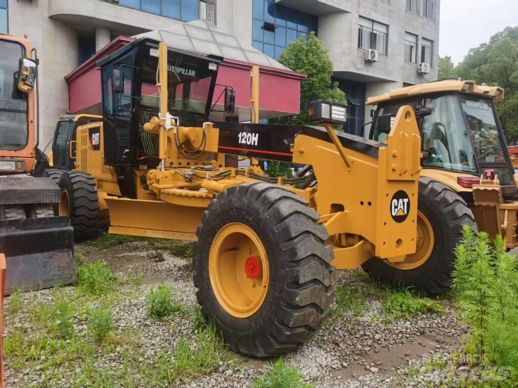 CAT 120 H Muu
