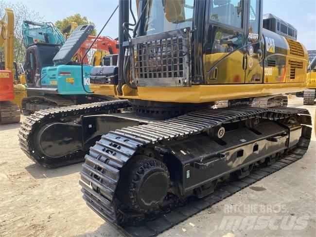 CAT 330 D Roomikekskavaatorid