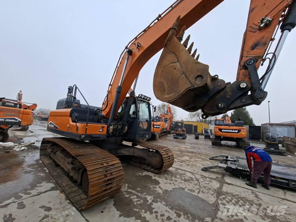Doosan DX 300 LC-7 Roomikekskavaatorid