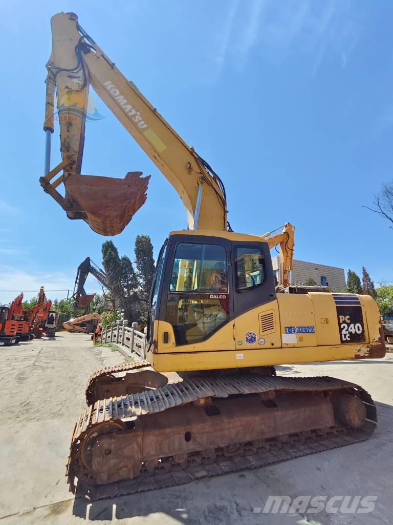 Komatsu PC 240 LC-7 Roomikekskavaatorid