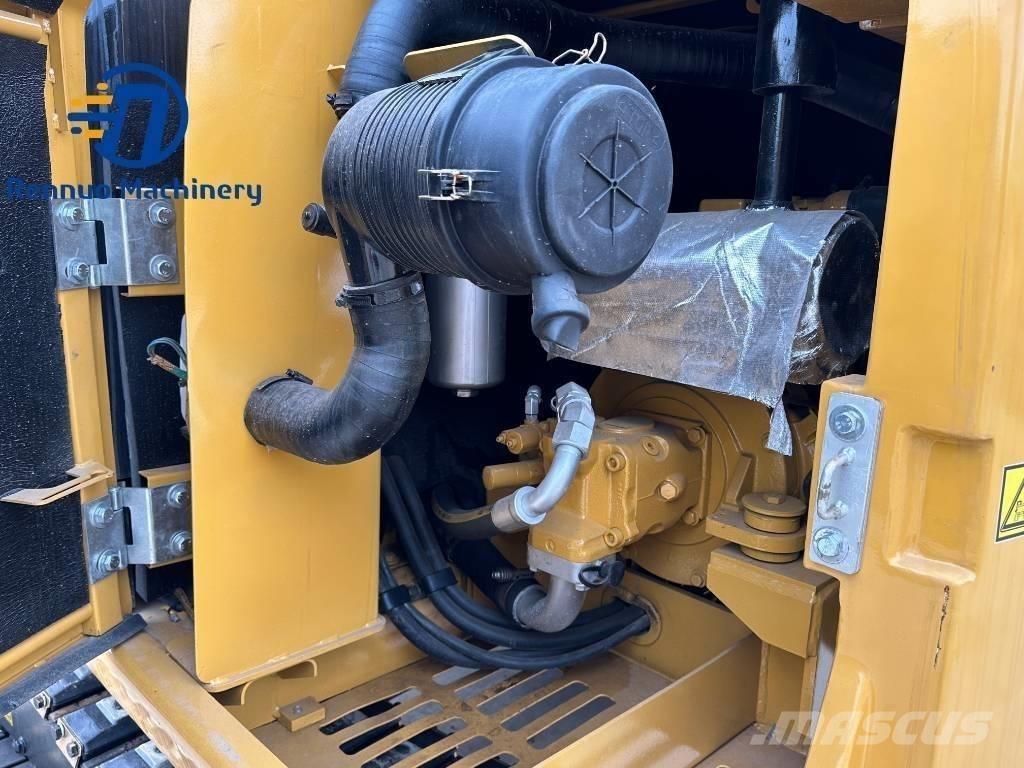 CAT 306E with rubber Miniekskavaatorid < 7 t