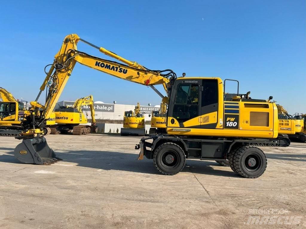 Komatsu PW 180-11 Ratasekskavaatorid