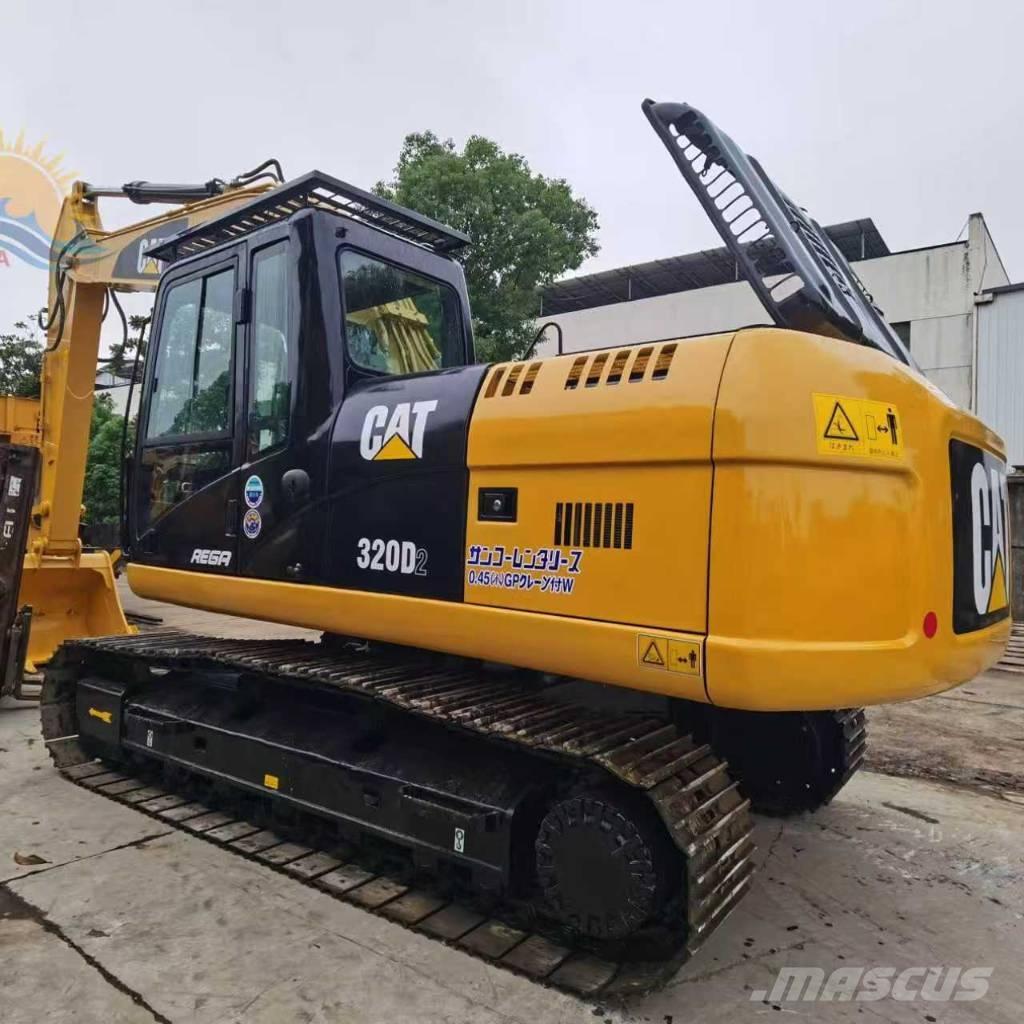 CAT 320d2 Roomikekskavaatorid