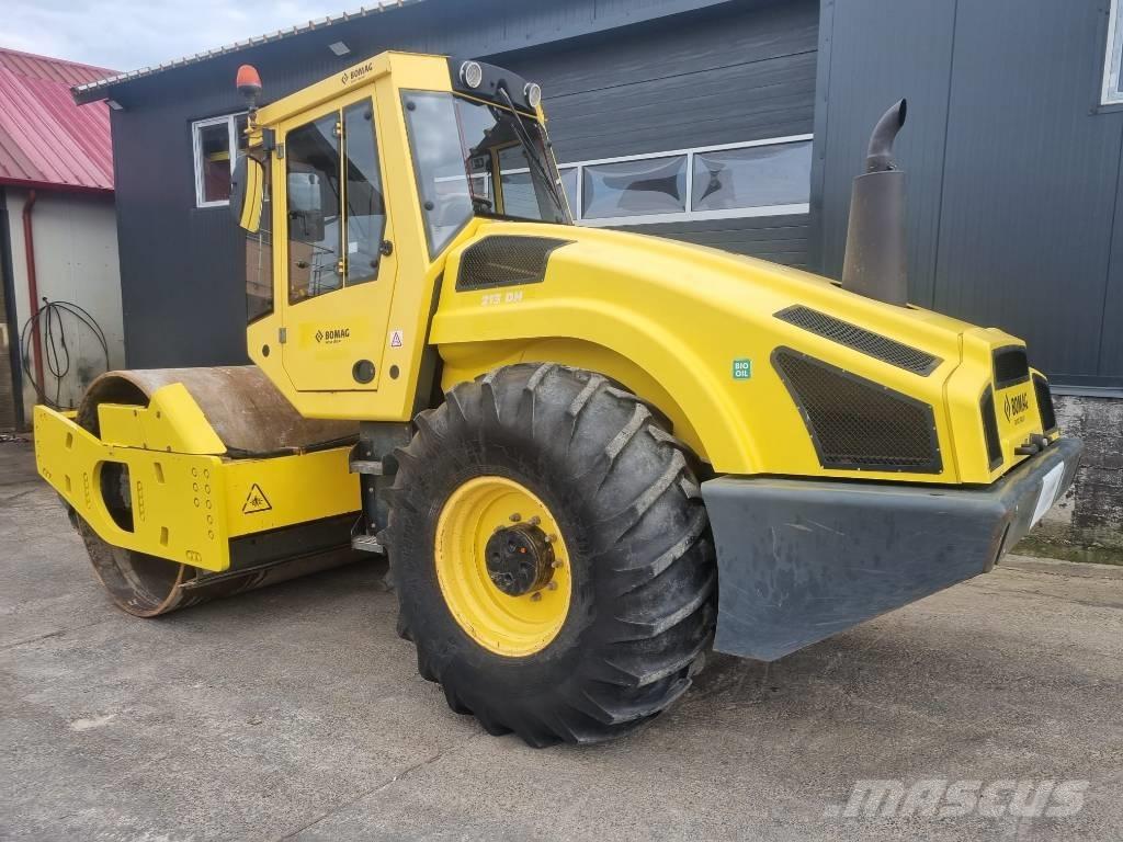 Bomag 213HD Pneumorehvidega rullid