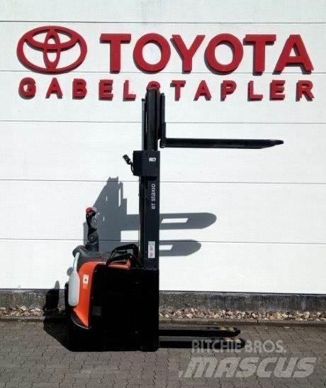Toyota SPE140L Järelkäidavad virnastajad