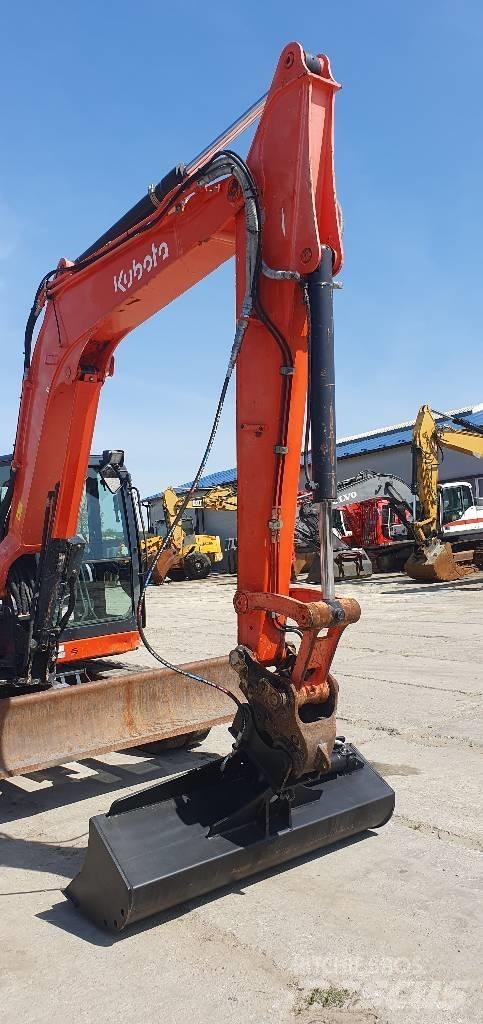 Kubota KX 080-4 Väikeekskavaatorid 7t-12t