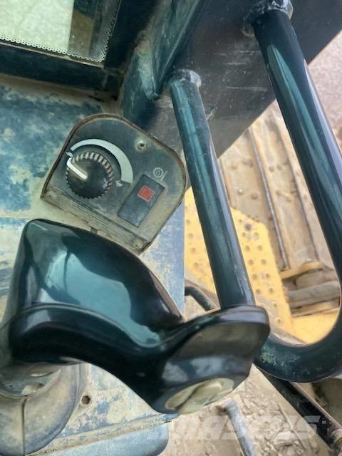 DEERE 850J WT Buldooserid