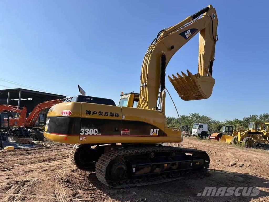 CAT 330 C Roomikekskavaatorid