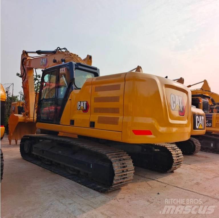 CAT 323 GC Roomikekskavaatorid