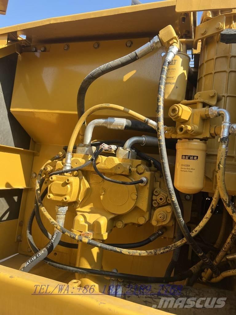 CAT 320C Roomikekskavaatorid