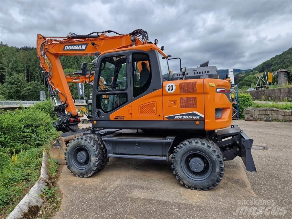 Doosan DX165WR-7 Ratasekskavaatorid